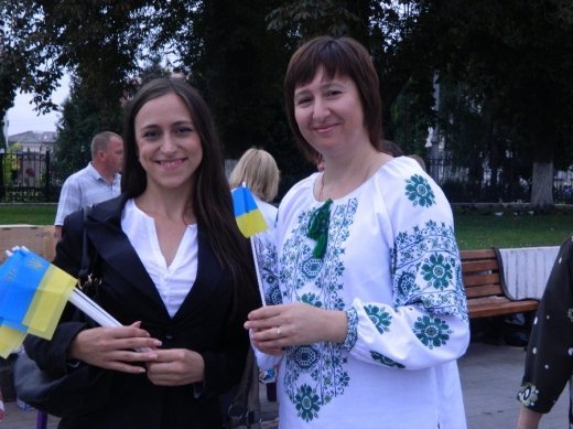 «Молоді регіони» привітали лучан з Днем Державного Прапора України